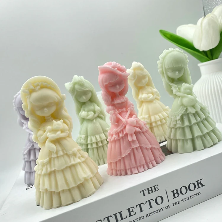 forma silikonowa lalka z krolikiem5.jpg