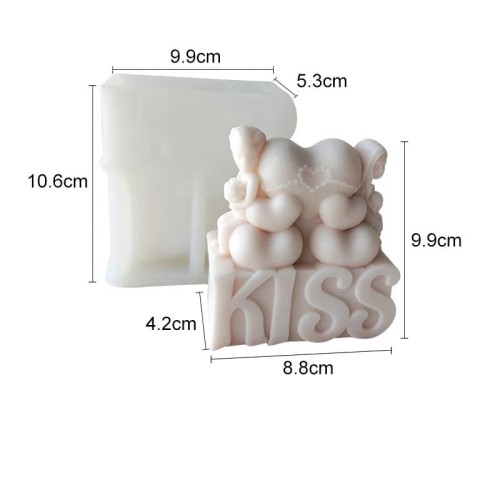 forma-silikonowa-do-swiec-wosku-mydla-gipsu-zakochana-para-kiss2.jpg