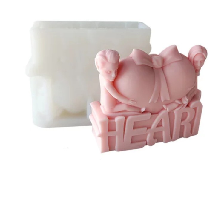 forma-silikonowa-do-swiec-wosku-mydla-gipsu-zakochana-para-heart.jpg